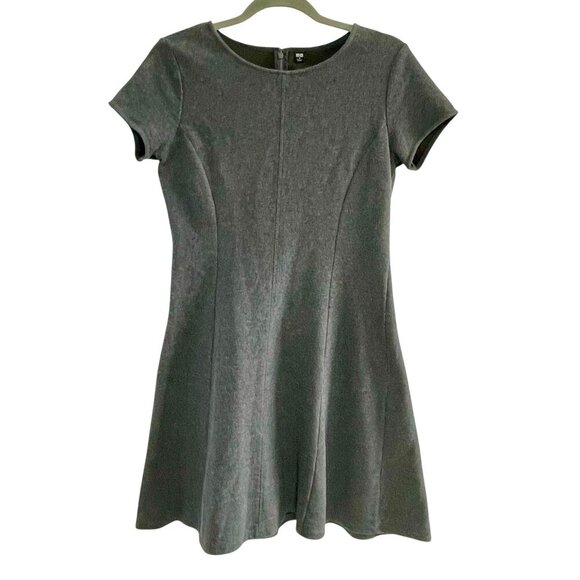 UNIQLO Fit & Flare Pull-On Gray Cotton Blend Dress Short Sleeve Stretchy Size M - Picture 1 of 14